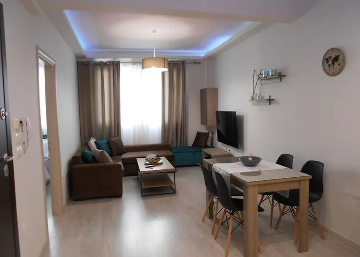 Appartement à 2 Chambres à Coucher
